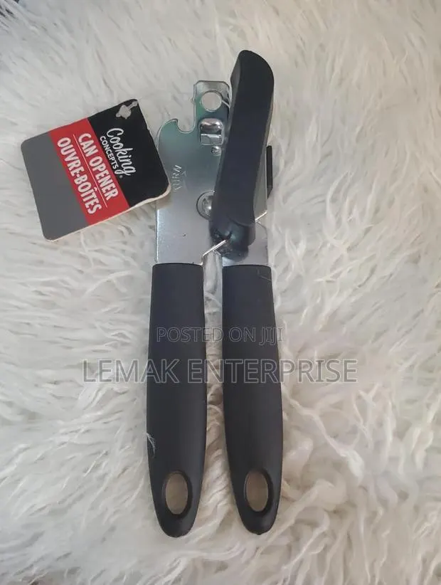 Manual Cooking Concepts Black Plastic Grip Can Opener. · Photo 1