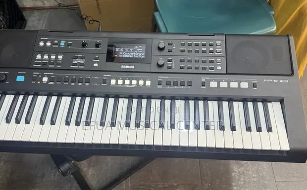 Yamaha PSR-E483 Professional Keyboard (New Edition) · Photo 1