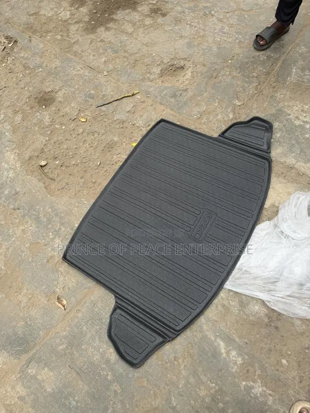 Honda CRV 2017 2018 2019 Top Boot Mat · Photo 1