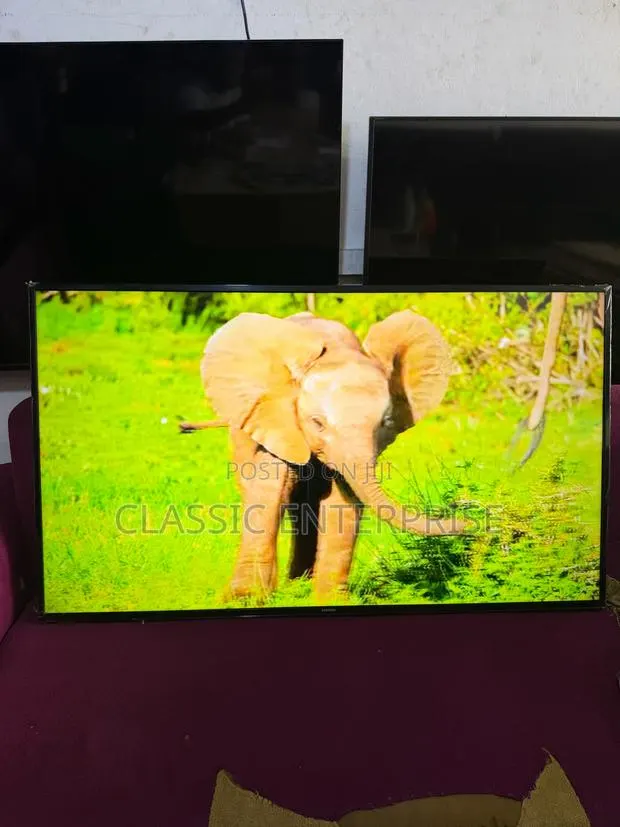 Samsung Smart UHD 4k Graphics TV Full Digital TV · Photo 1