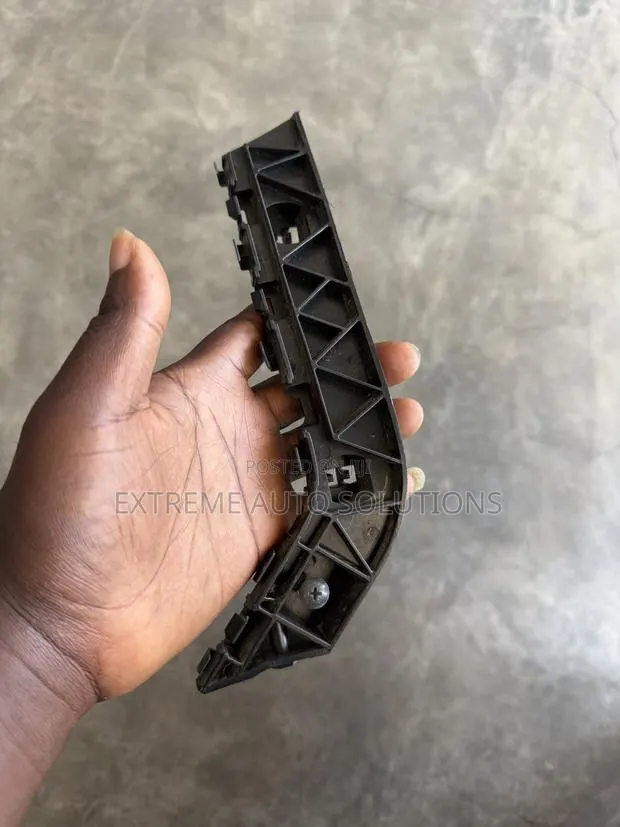 2020 Honda Civic Fender Locker · Photo 1