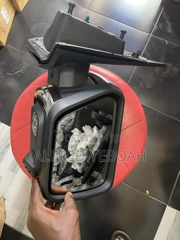 Ford F150 2022-2025 Mirror With Light,Camera and Sensor · Photo 1