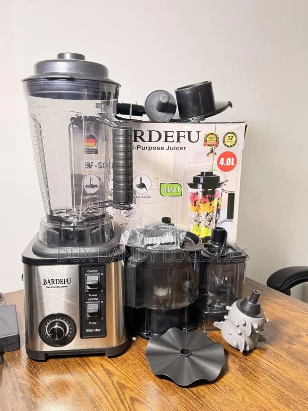 BLENDER 8 in 1 · Photo 1