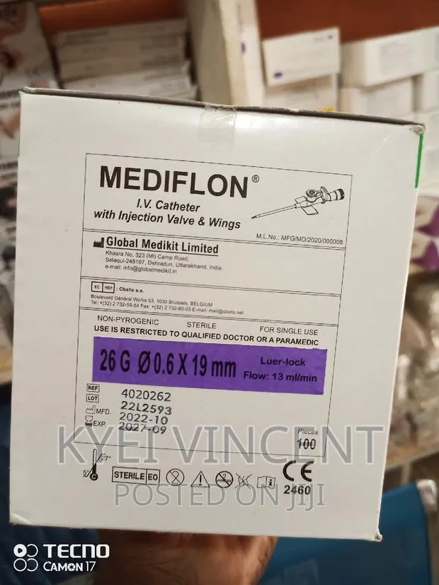 Mediflon Canula · Photo 1