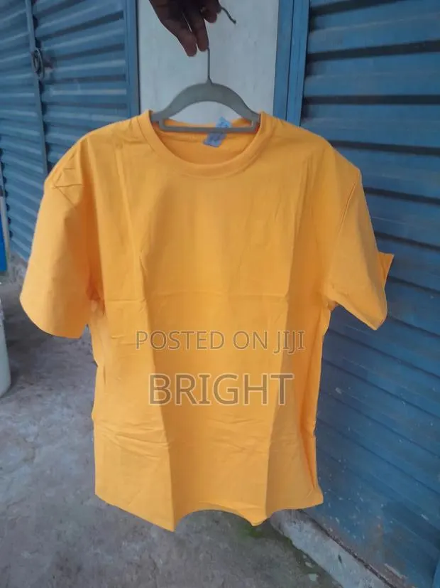 Plain Yellow T-Shirt · Photo 1