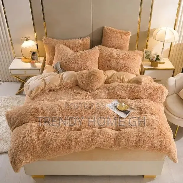 6 Pieces Fluffy Duvet Set · Photo 1