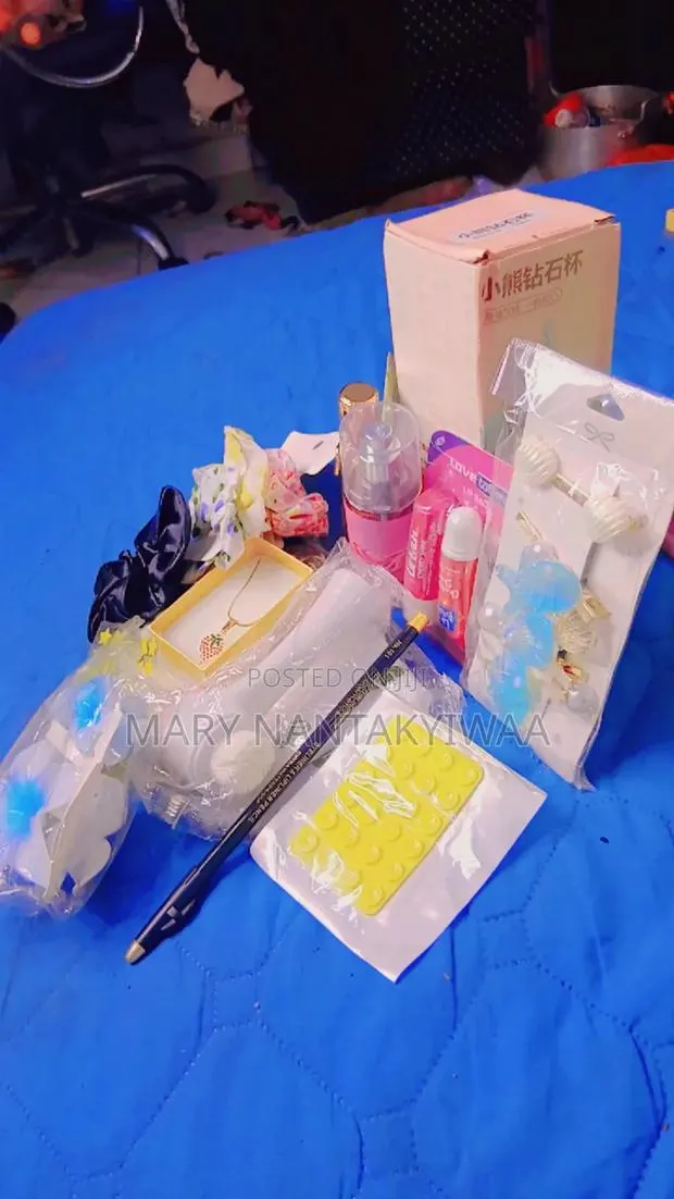 Ladies Items · Photo 2