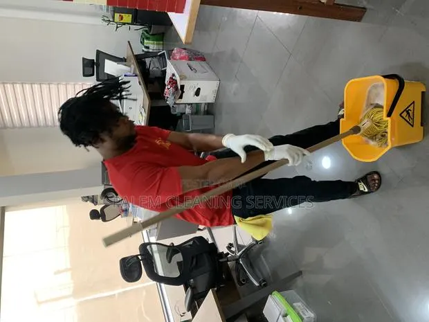 Office Cleaning · Photo 1