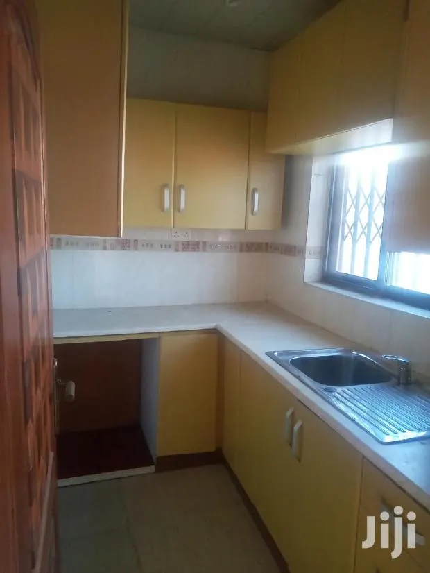 2bdrm Apartment in Kofi Ne Ama Estate, Dansoman for rent
