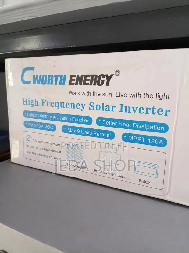6000w Hybrid Inverter · Photo 2