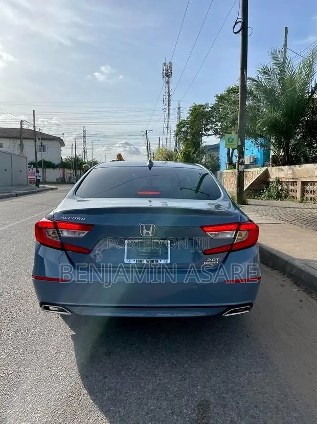 Honda Accord Touring 2.0T 2022 Gray · Photo 1
