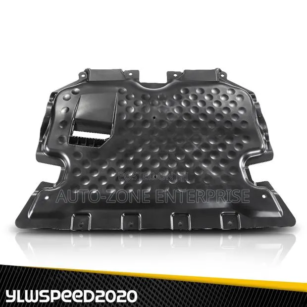 Mercedes Benz C300 2015-2023 Under Panel/Engine Cover · Photo 1