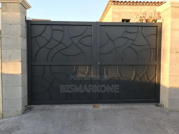 Strong Galvanize Metal Gate · Photo 1