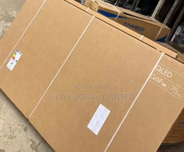 European Model Samsung 75" Q6f Qled Display TV · Photo 1