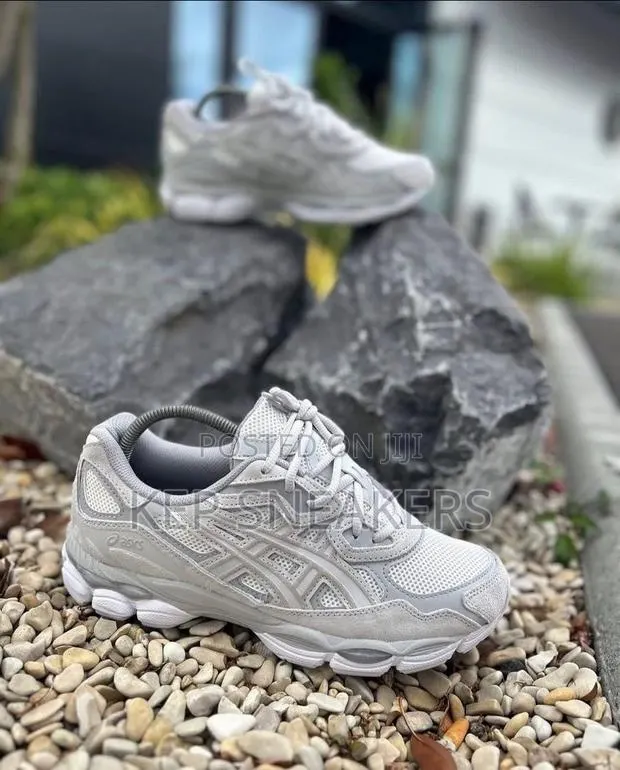 ASICS Gel-Nyc Cream Cloud Grey · Photo 1