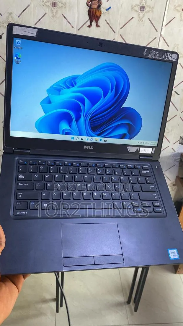 Laptop Dell Latitude 5480 8GB Intel Core i5 SSD 256GB · Photo 1