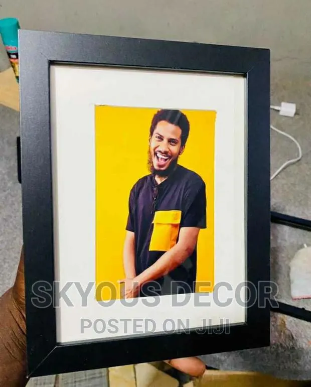 Photo Frames · Photo 1