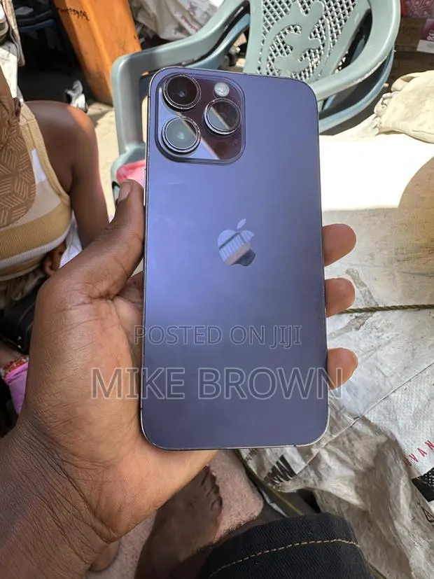 Apple iPhone 14 Pro Max 256 GB Purple · Photo 1