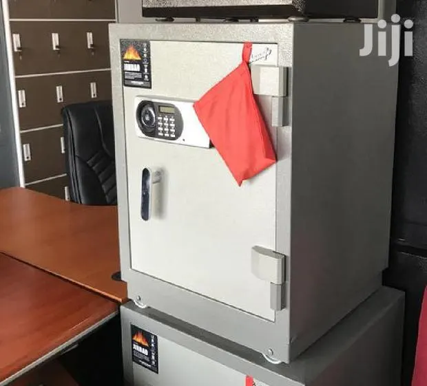 Fireproof Safe · Photo 1