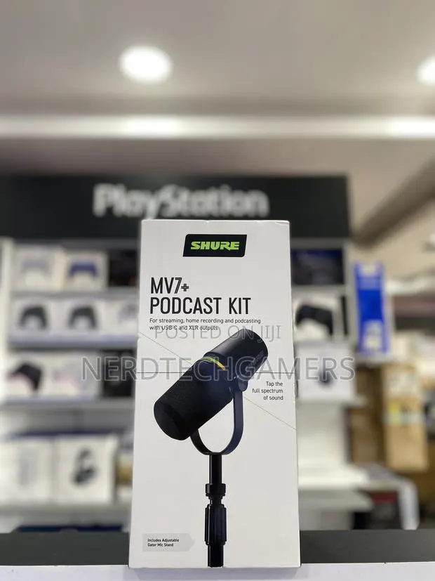 Shure Mv7+ Podcast Dynamic Microphone. · Photo 1