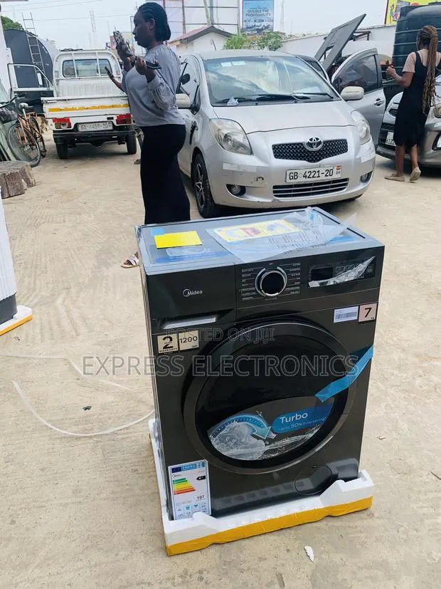 Hand Wash Effect Full Auto Midea 7kg Front Load · Photo 1