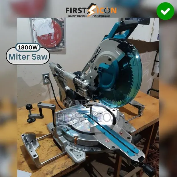 12" Makita Slide Compound Miter Saw - Ls1219l · Photo 1