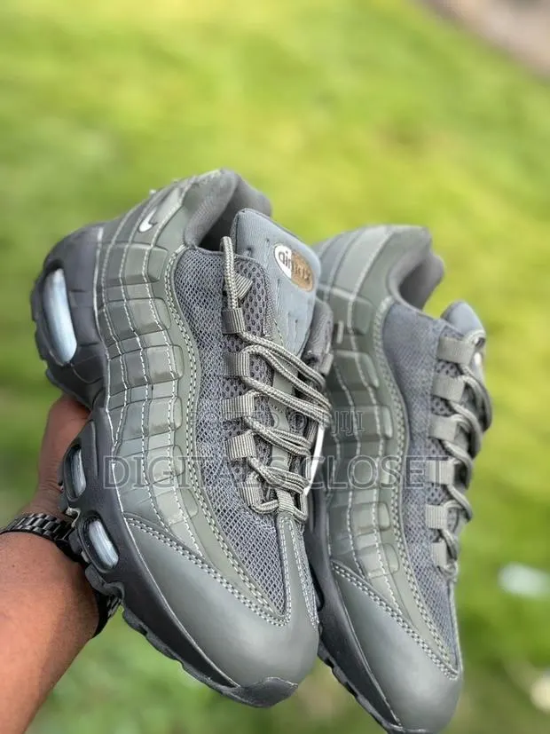 Brand New Original Airmax 95 · Photo 1