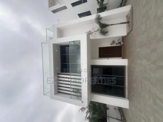 4bdrm Duplex in East Legon for rent · Photo 1