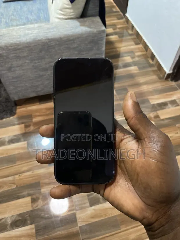 Apple iPhone 16 Pro 512 GB Black · Photo 1