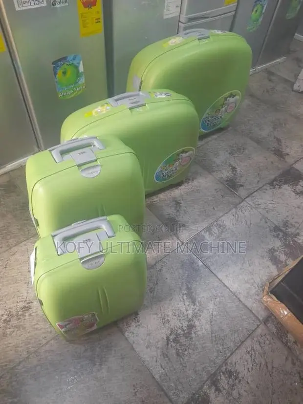 Universal Bags · Photo 1
