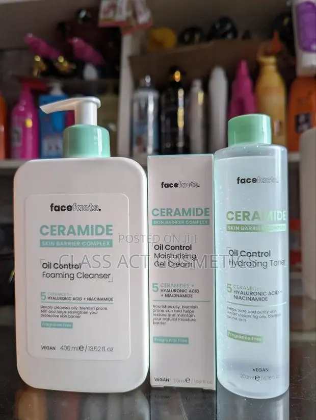 Face Facts Ceramid Oil Control Foaming Cleanser · Photo 1