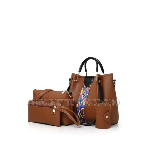 4-in-1 Elegant Handbag Set · Photo 1