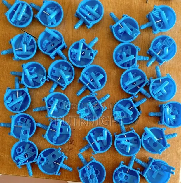 Rabbit Blue Cups Nipple Drinkers · Photo 1