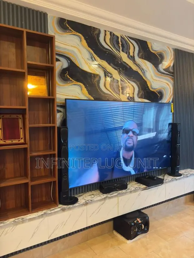 Tv Unit Wall Panels Installation · Photo 1