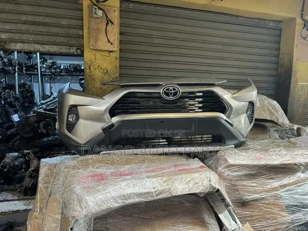 Toyota Rav4 2019-24 Front Bumper Complete · Photo 1