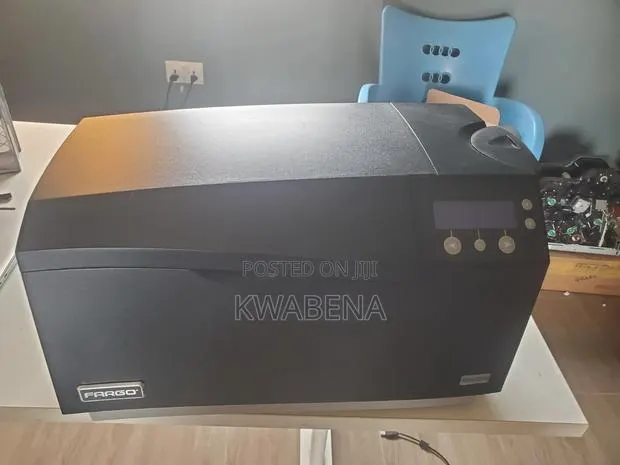 Fargo DTC 550 Printer · Photo 1