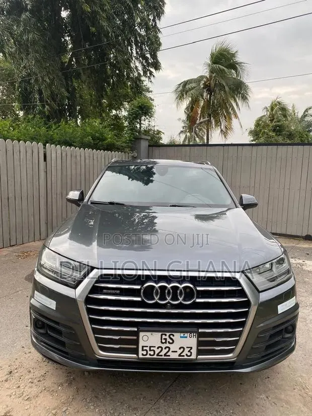 Audi Q7 3.0T Premium AWD quattro 2018 Gray · Photo 1