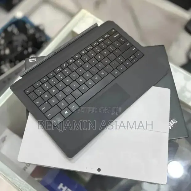 Laptop Microsoft Surface Pro 5 8GB Intel Core i5 SSD 256GB · Photo 1