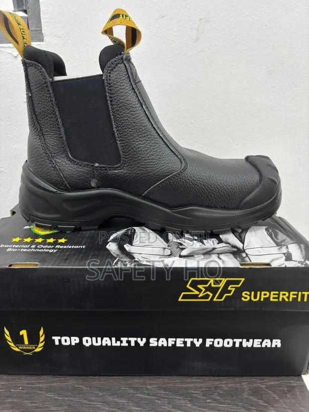 Safety Boots · Photo 1