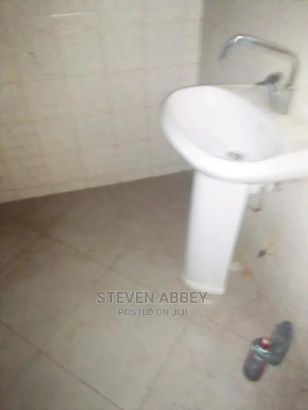 2bdrm Apartment in Adom Agency, Teshie for Rent · Photo 1