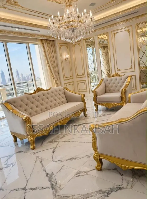 Black Gold Velvet Luxury Mansion · Photo 1