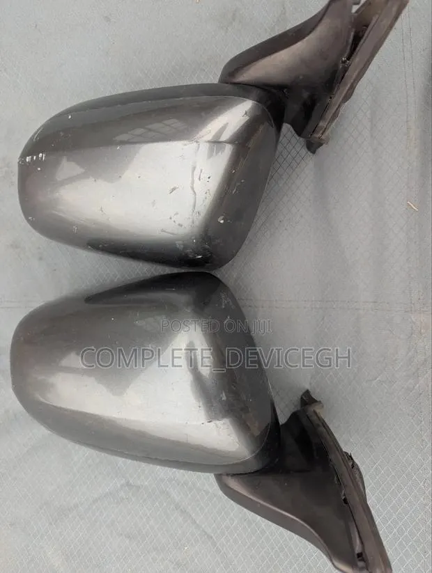 2009/2013 Honda Fit Mirror · Photo 1