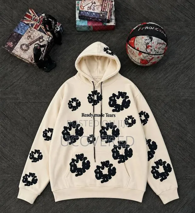 Tears Cotton Wreath Hoodies · Photo 1