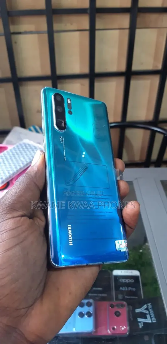 New Huawei P30 Pro 128 GB Blue · Photo 1
