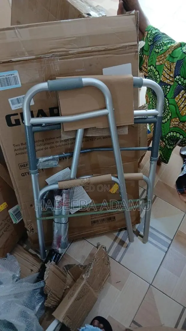 Zimmer Frames · Photo 1
