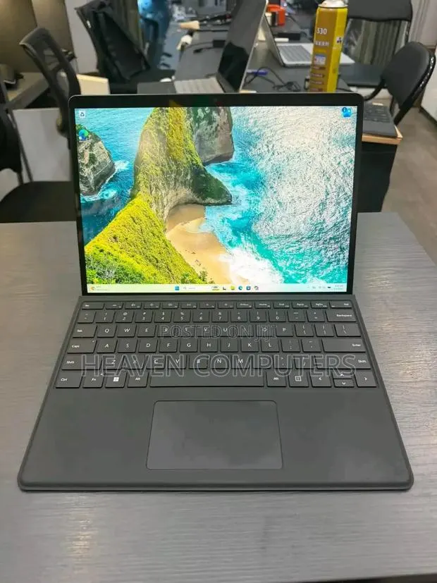 New Microsoft Surface Pro 512 GB Black · Photo 1