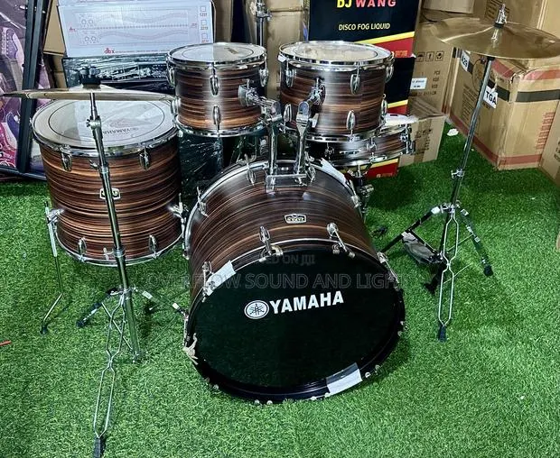 Yamaha Japan Series 5 Complete Drum Set · Photo 1