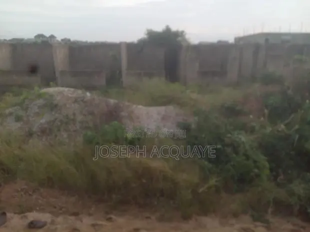 Land for Sale · Photo 2