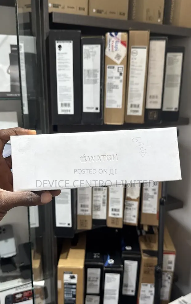 Apple Watch Series 11 42mm GPS · Photo 1