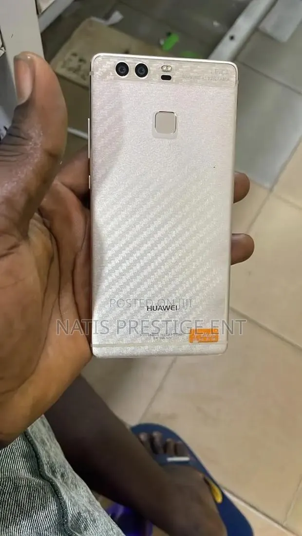 Huawei P9 64 GB Silver · Photo 1